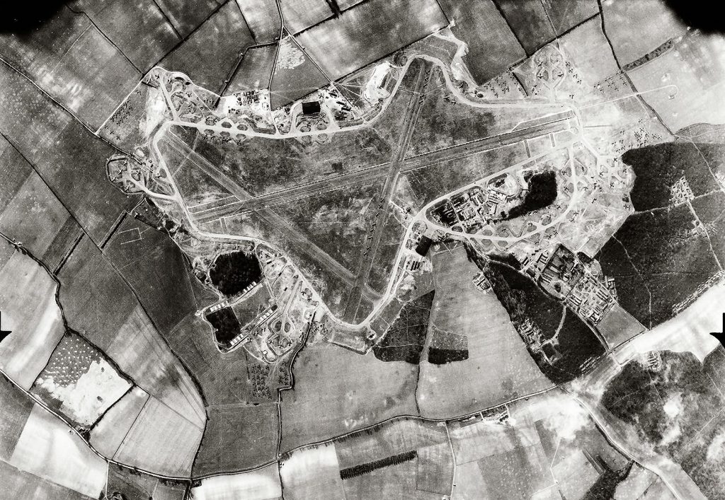 This photo has been provided by our next speaker, Alan Bovingdon-Cox. It is an aerial view of RAF Welford. The photograph depicts RAF Welford as it was in 1943.