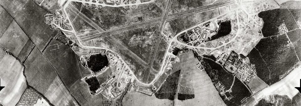 This photo has been provided by our next speaker, Alan Bovingdon-Cox. It is an aerial view of RAF Welford. The photograph depicts RAF Welford as it was in 1943.